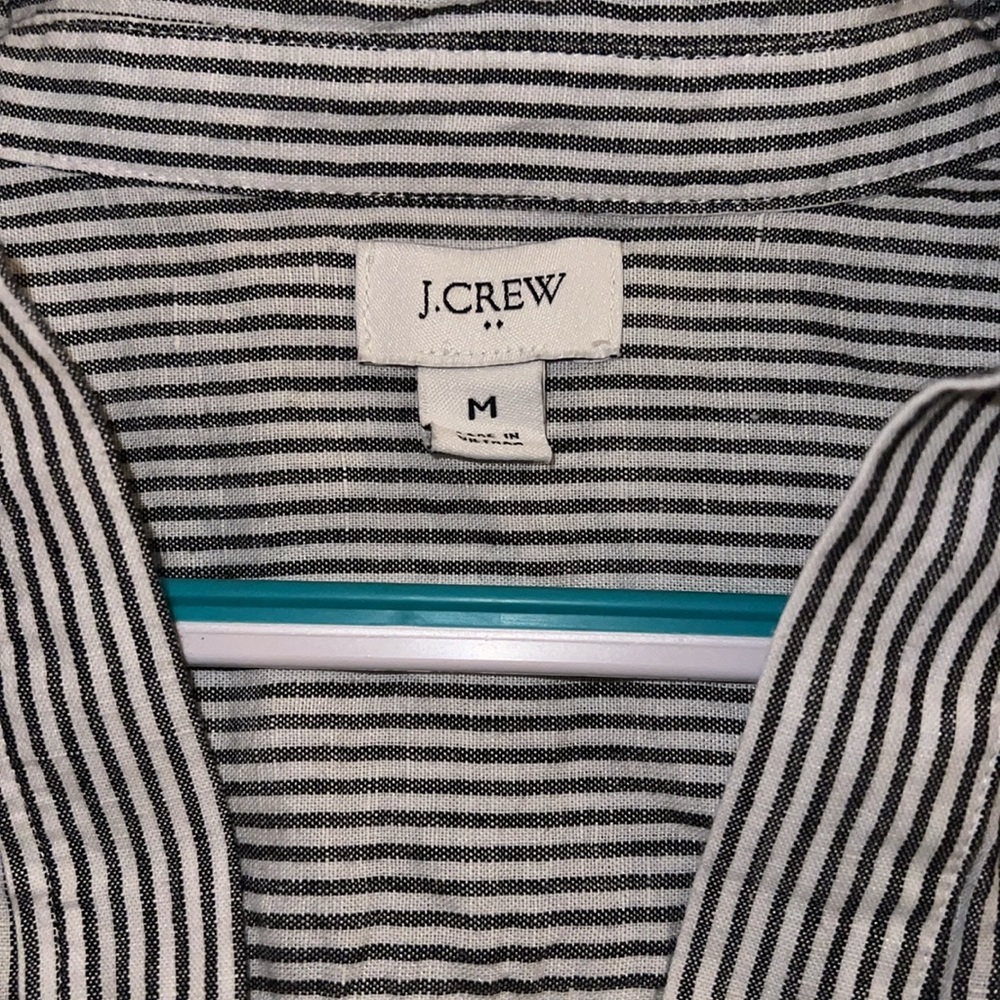 J-Crew Women’s Tunic Top. - Picture 3 of 5